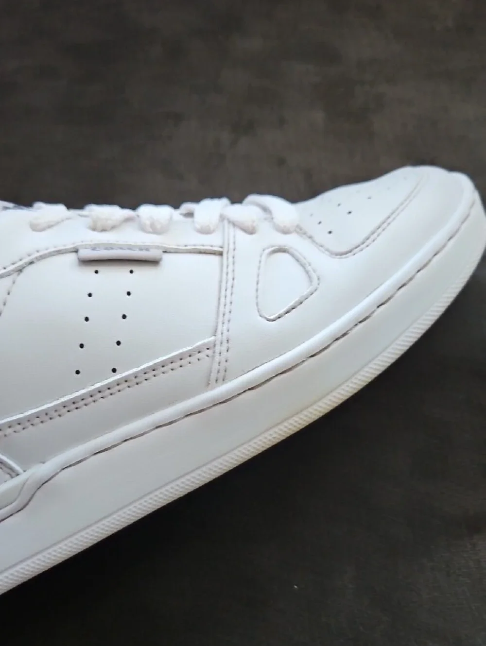 Coach clean white